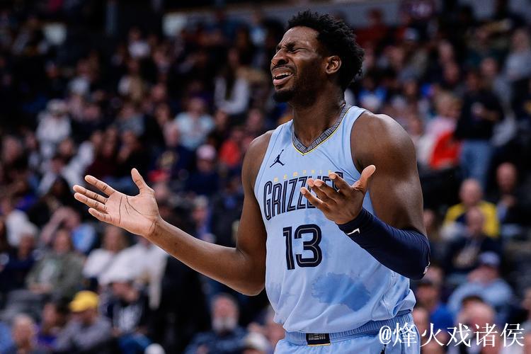 回暖!杰克逊次节连中2记三分,此前近5场比赛三分13中0 回暖!杰克逊次节连中2记三分,此前近5场比赛三分13中0