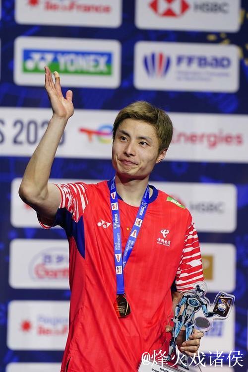 石宇奇力克拉克什亚 晋级羽毛球世锦赛男单32强 石宇奇力克拉克什亚 晋级羽毛球世锦赛男单32强