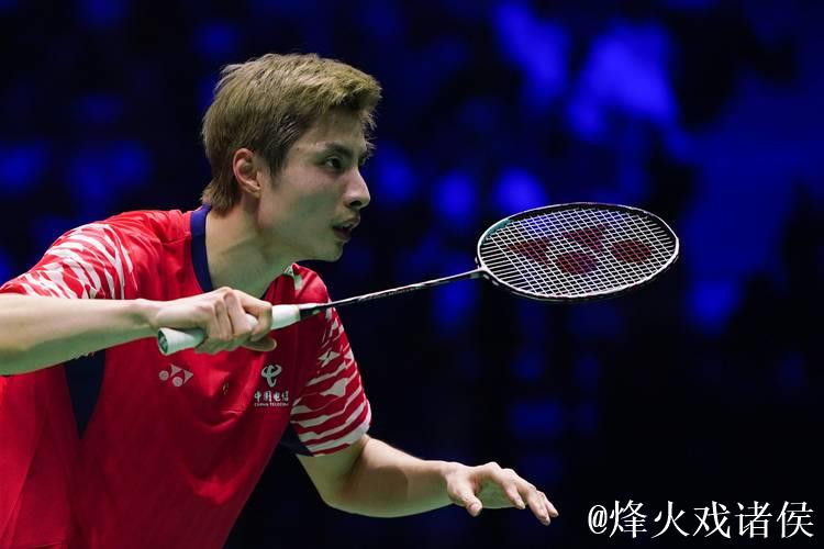 石宇奇力克拉克什亚 晋级羽毛球世锦赛男单32强 石宇奇力克拉克什亚 晋级羽毛球世锦赛男单32强